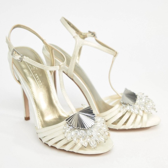 ASOS “HONEY BLOOM” Embellishment heel - Picture 2 of 7